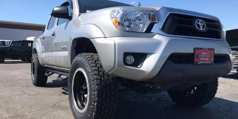  Toyota Tacoma with Method Race Wheels MR304 - Double Standard